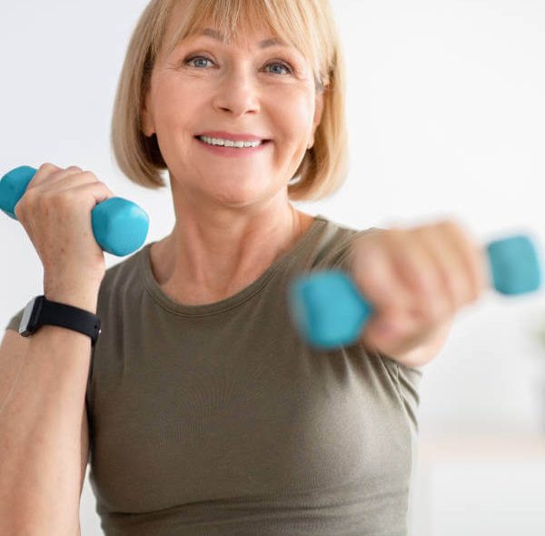 ¿Cómo el ejercicio puede ayudar a reducir los síntomas de artritis?